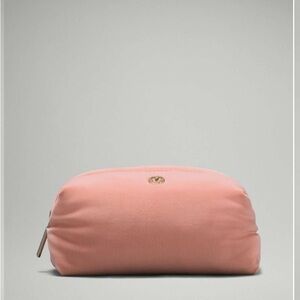 Brand new Lululemon Feeling Ready Mini Velour Pouch
Pink